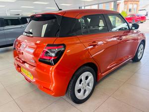 Suzuki Swift Photo 6