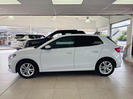 Skoda Fabia Photo at-9a46ff9501cd41299873db31d14d3961.jpg