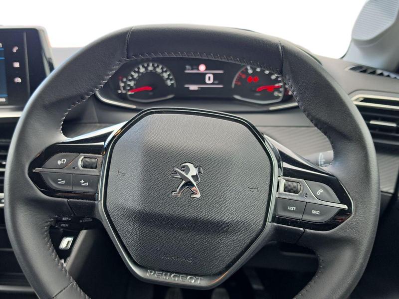 Used Peugeot 208 YT23RJO 13