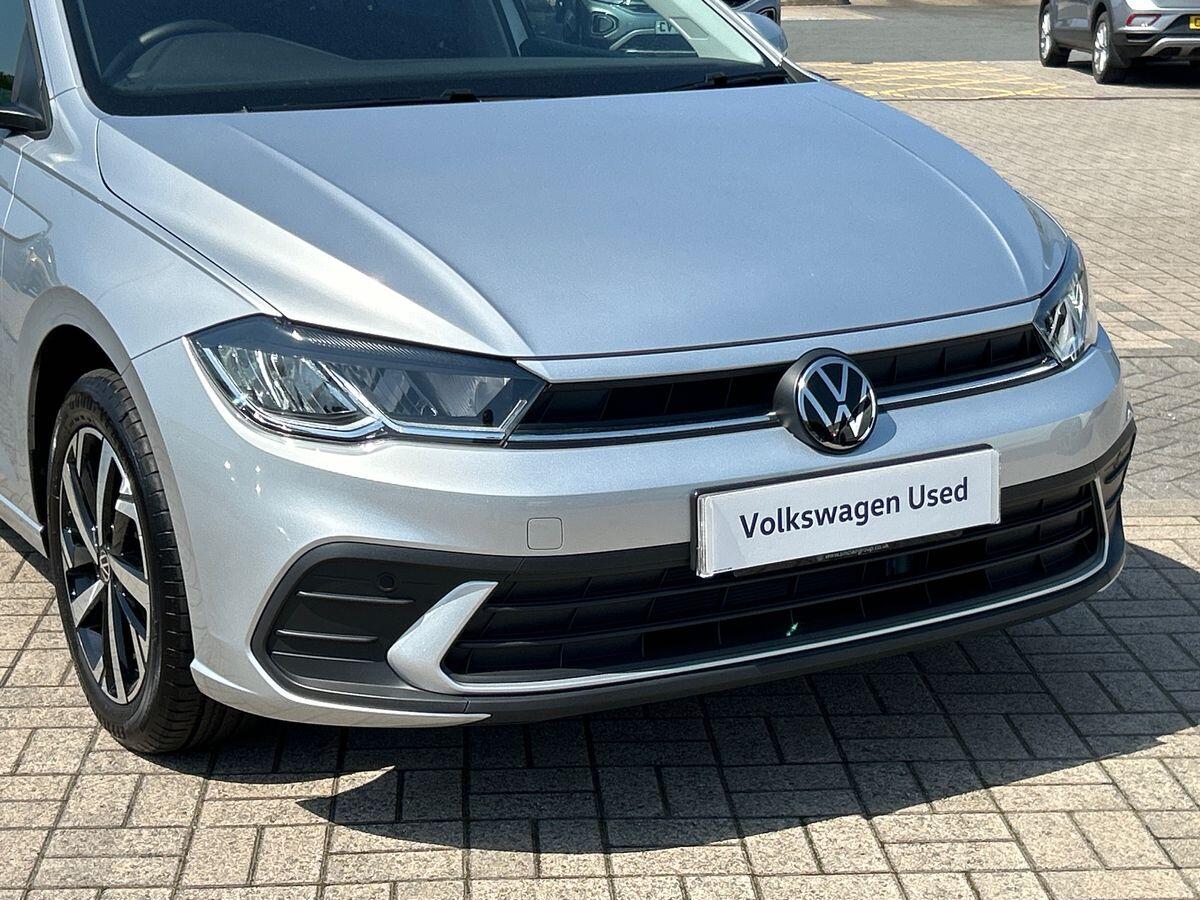 Volkswagen Polo Photo at-9a9a8ab9e59f4e2fb3d26cdebd9836f8.jpg