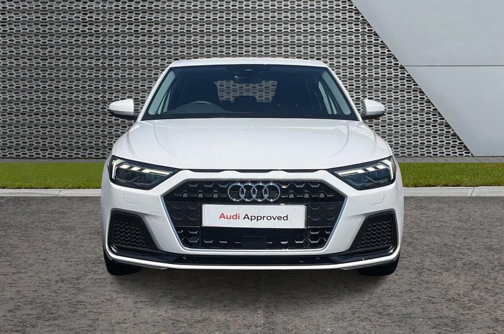 Audi A1 Photo at-9aa06931a8cf4e3294323aed8d86055f.jpg