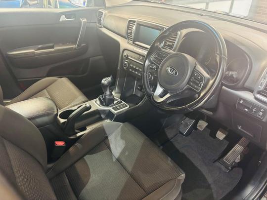 Kia Sportage Photo at-9abbbd96d0da4263bd7ead93d9ec95b2.jpg