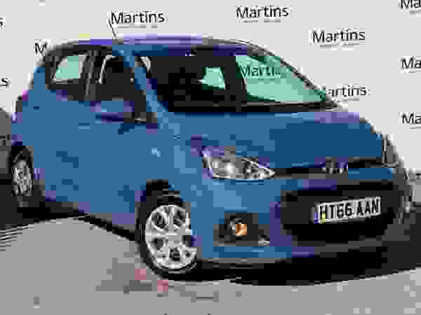 Used 2017 Hyundai i10 1.0 SE Euro 5 5dr Blue at Martins Group