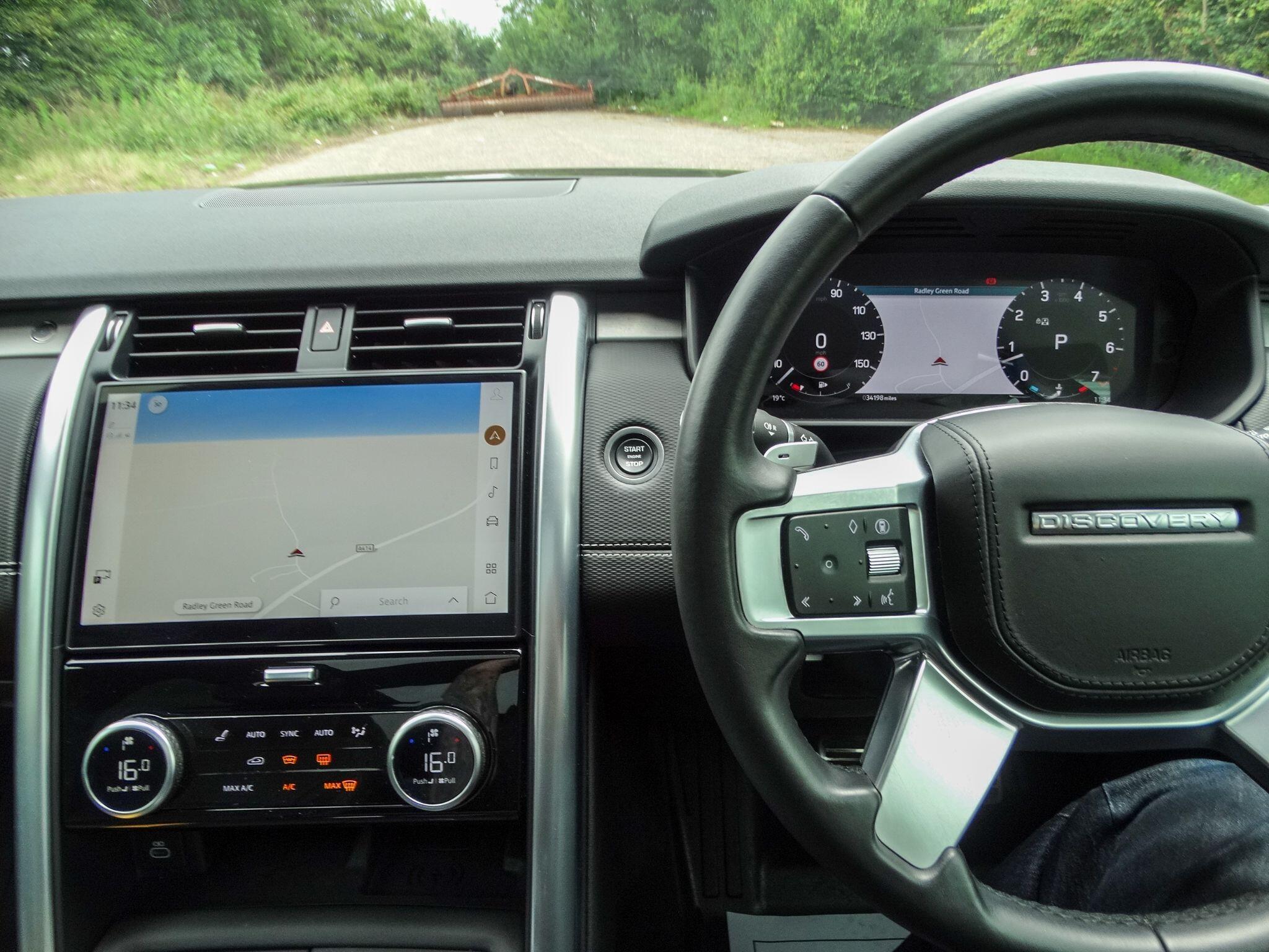 Land Rover Discovery 3.0 P360 MHEV Dynamic HSE Auto 4WD Euro 6 (s/s) 5dr — photo 8
