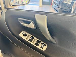 Suzuki Liana Photo 26