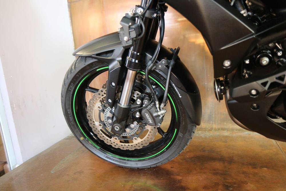 Kawasaki Versys 650 Photo at-9b09ecb8137a40a69dd8c7871f931922.jpg