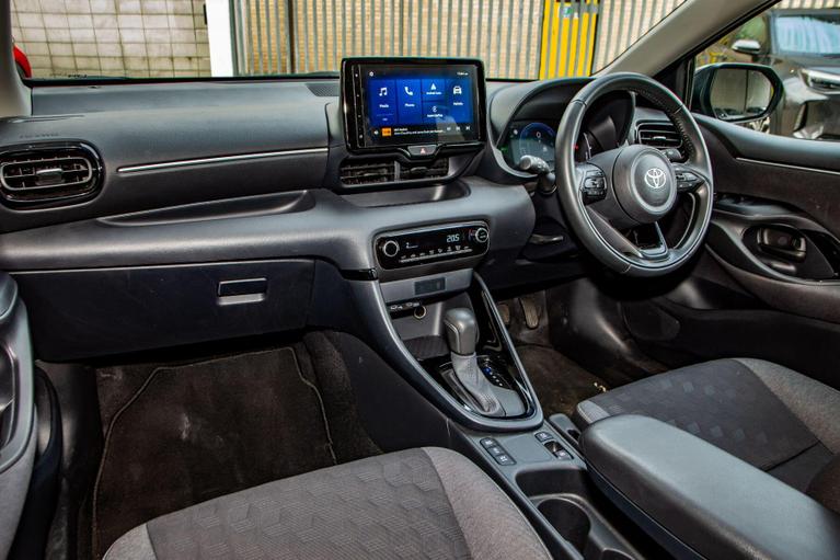 Used Toyota Yaris WU24XSW 11