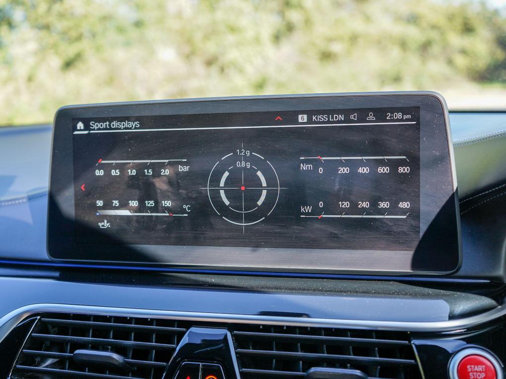 Used BMW M5 YG71ZNA 24