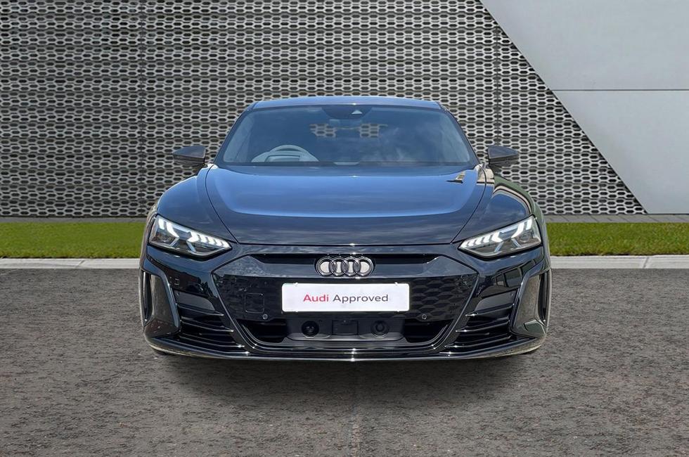 Audi RS e-tron GT Photo at-9b5017acc7b04952bd2f31913b0a7145.jpg