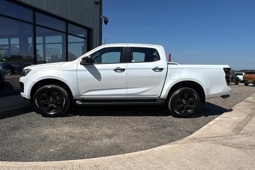 Isuzu D-MAX Photo at-9b7028c8009e4f3596a6acfbe789bcc5.jpg