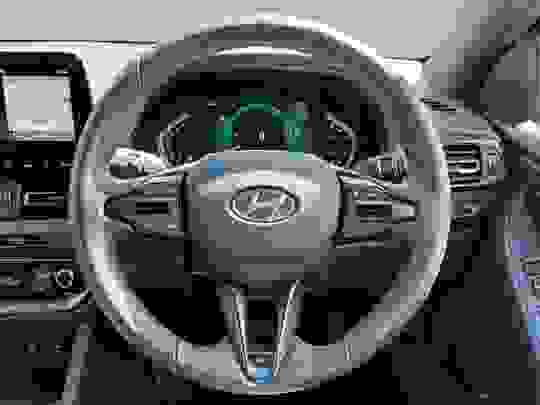 Hyundai i30 Photo at-9bab25a35abf410aa4c81d30a2227239.jpg