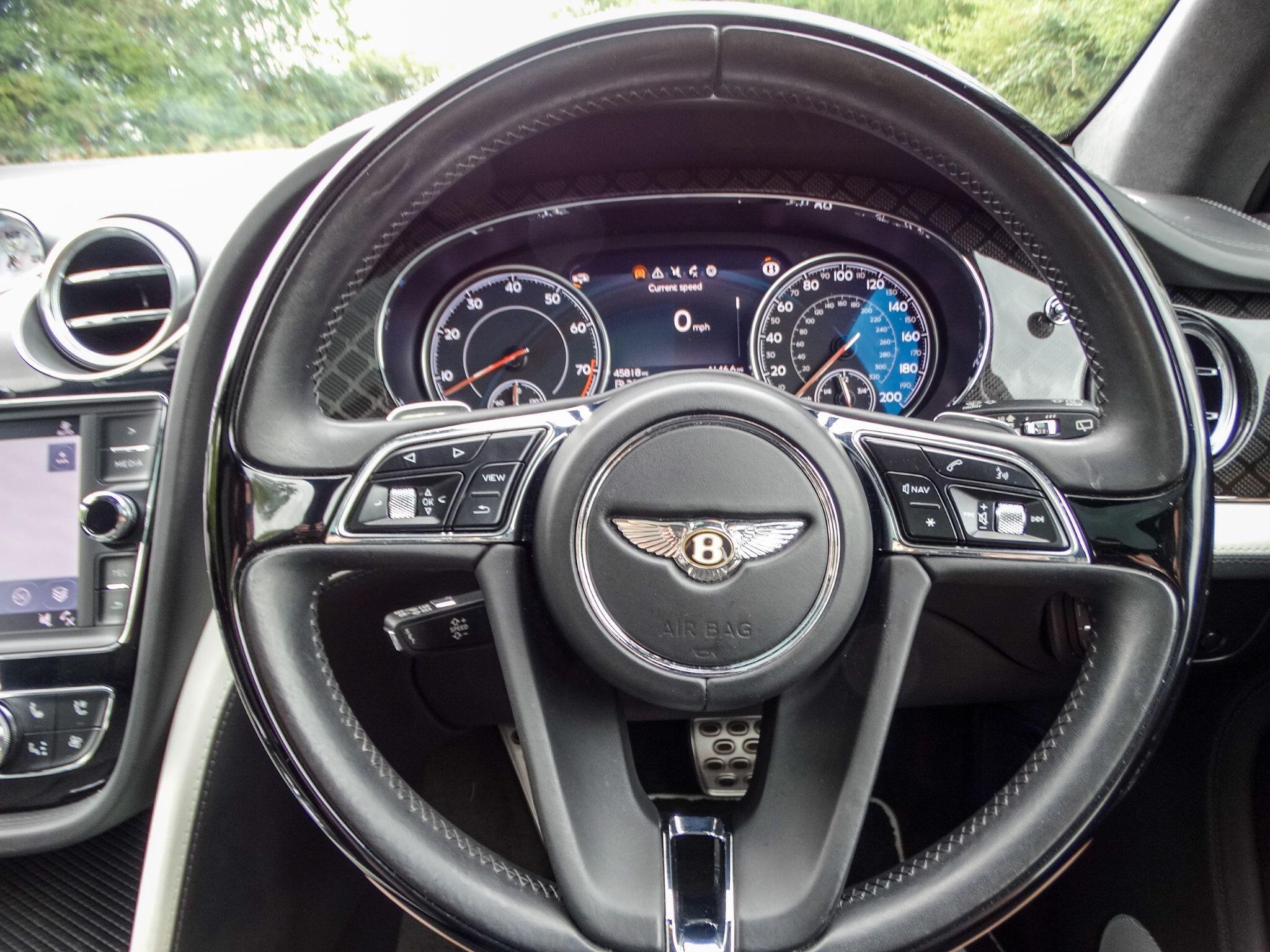 Bentley Bentayga 4.0 V8 Auto 4WD Euro 6 (s/s) 5dr — photo 7
