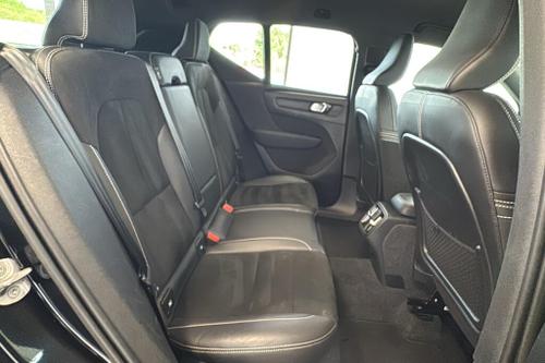 Volvo XC40 Photo at-9bfc185e72104c7b91d49e39bfd5b343.jpg