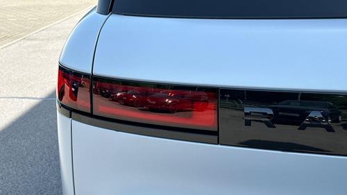 Land Rover Range Rover Sport Photo at-9c00fe1074da4a9e9209d40e523c4ee8.jpg