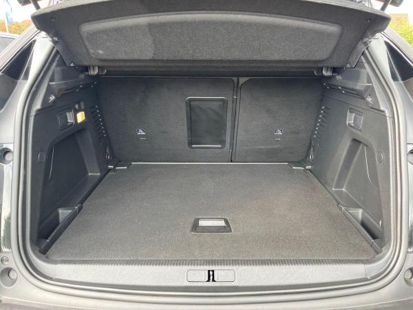 Peugeot 3008 Photo at-9c1eff0d95aa4d6282657a797929e919.jpg