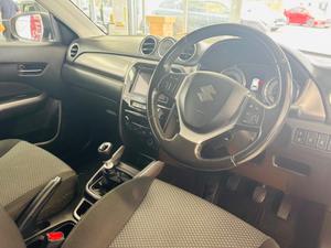 Suzuki Vitara Photo 24