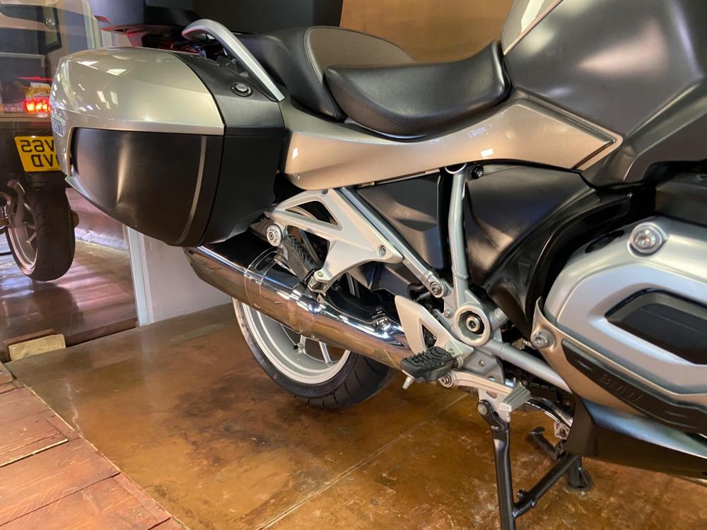 BMW R 1200 RT Photo at-9c744a662ccd43bcb7c3d15a4b8da969.jpg