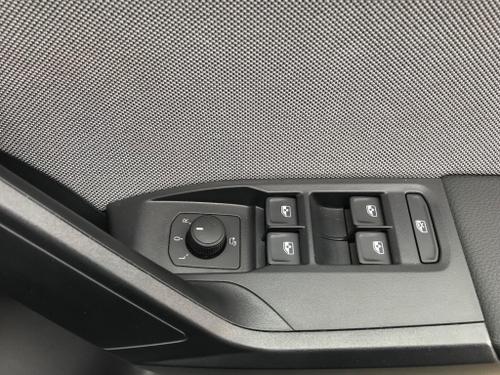 SEAT Ibiza Photo at-9c7c4ef923244aa6963458752c9857d9.jpg