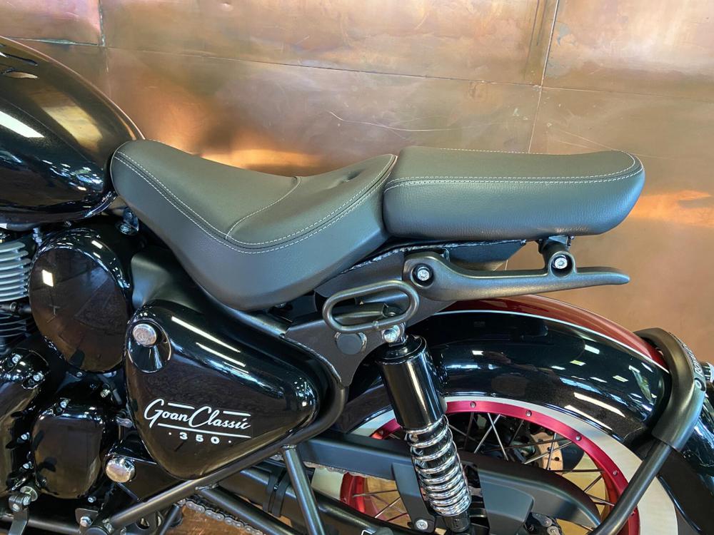 Royal Enfield Goan Classic 350 Photo at-9cdee5e340054d7dae43bdf375c1bb13.jpg