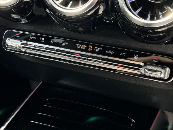 Mercedes-Benz EQB Photo at-9ce88bd640c641048a81f5660603b400.jpg