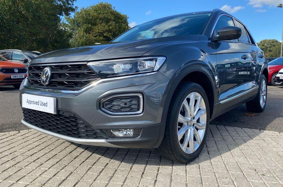 Volkswagen T-roc Photo at-9ce9f88e4db64b5b882a957d3421e155.jpg