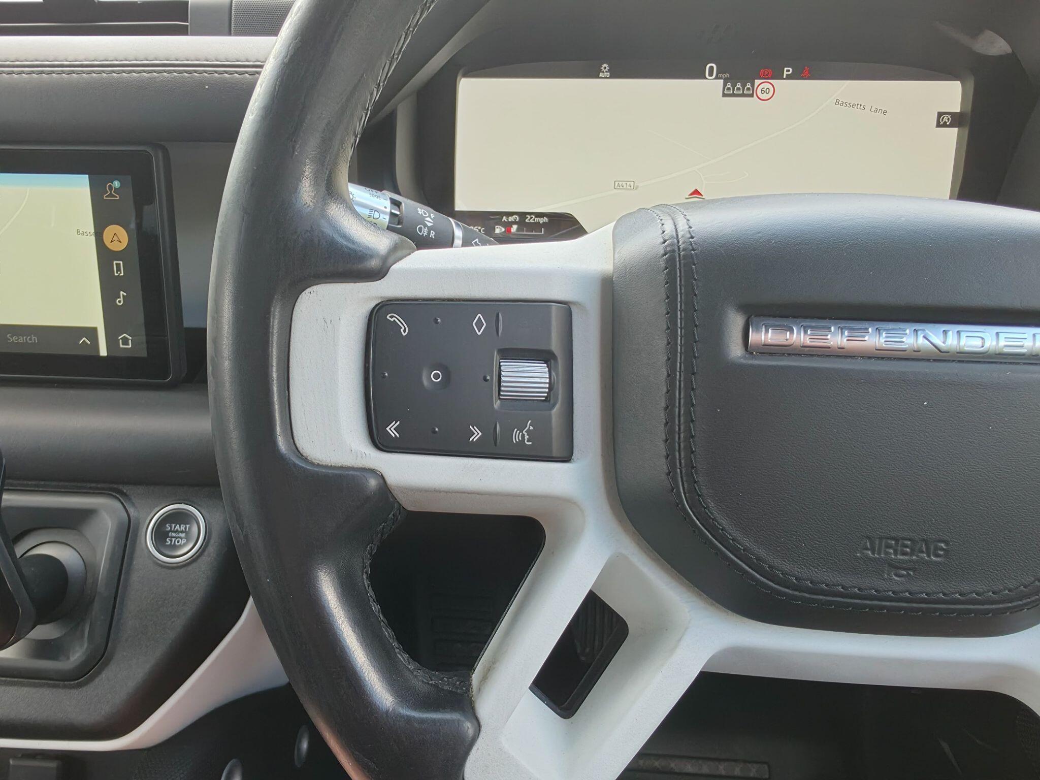 Land Rover Defender 90 2.0 P300 X-Dynamic SE SUV 3dr Petrol Auto 4WD Euro 6 (s/s) (300 ps) — photo 22