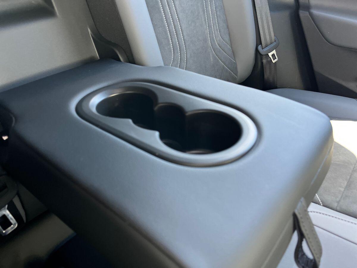 Volkswagen ID.4 Photo at-9d3789f7181f4df691f0f69786aa64f6.jpg