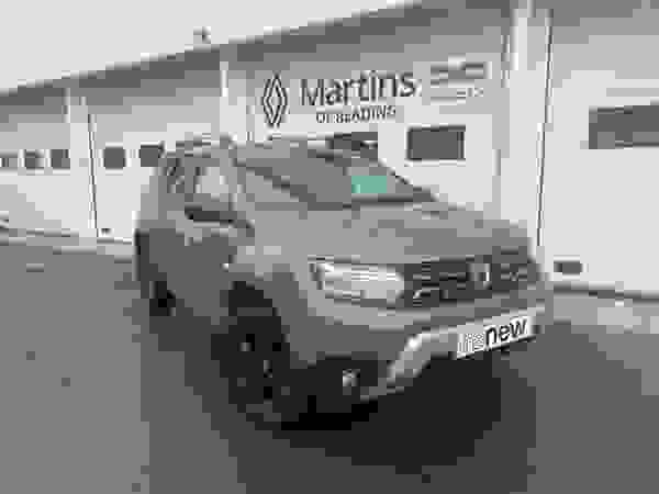 Used 2022 Dacia Duster 1.0 TCe Extreme SE Euro 6 (s/s) 5dr Grey at Martins Group