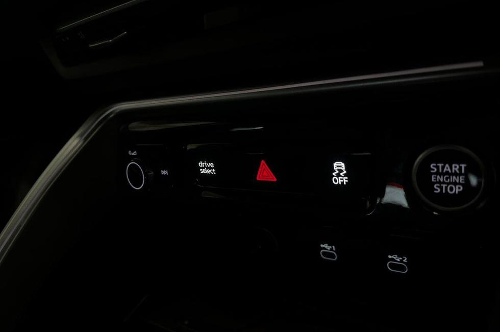 Audi Q5 Photo at-9d7d97a29a394bc08fd5dfa056d49350.jpg