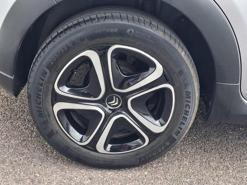 Citroen C3 Photo at-9d88dfdfecb34cf2b9268a1b75d2fdda.jpg