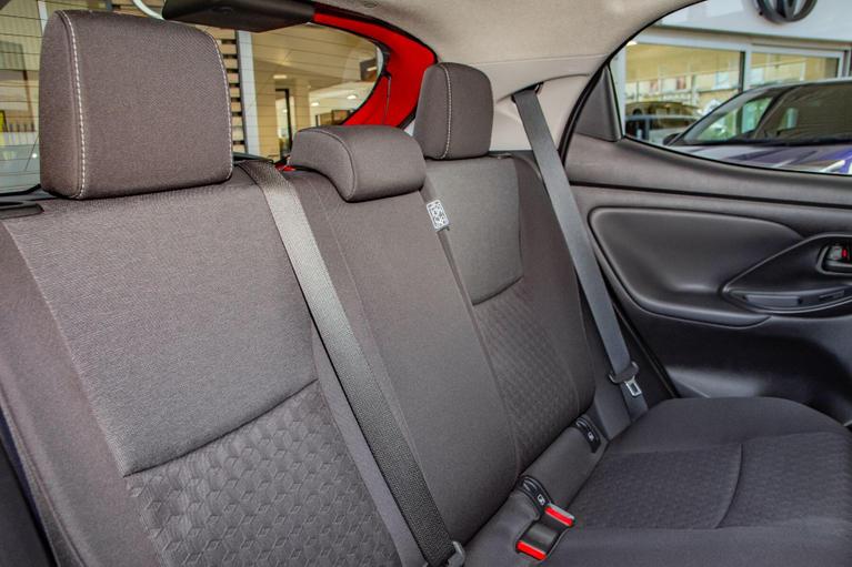 Used Toyota Yaris VN73KFK 16