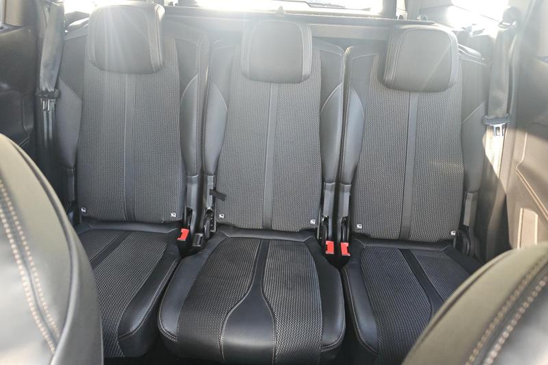 Used Peugeot 5008 KM74RJZ 7