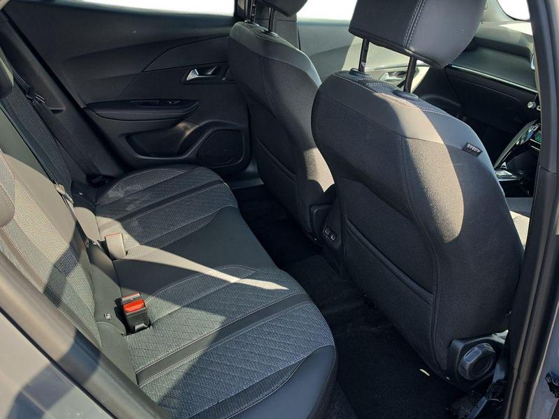 Used Peugeot 2008 KM25UPP 17