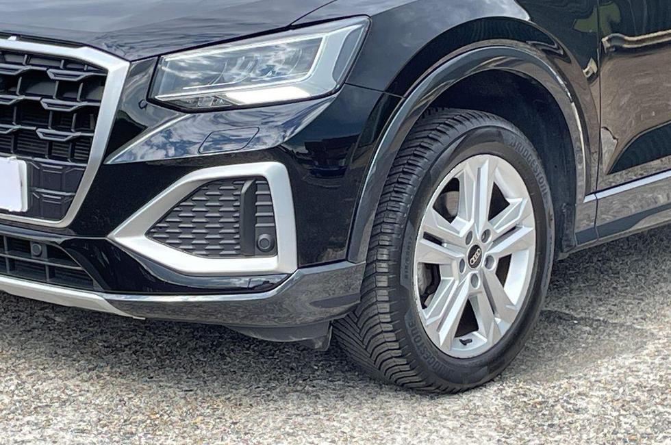 Audi Q2 Photo at-9de6aa9f55c64ab6a7ee6f1a0a7a0947.jpg