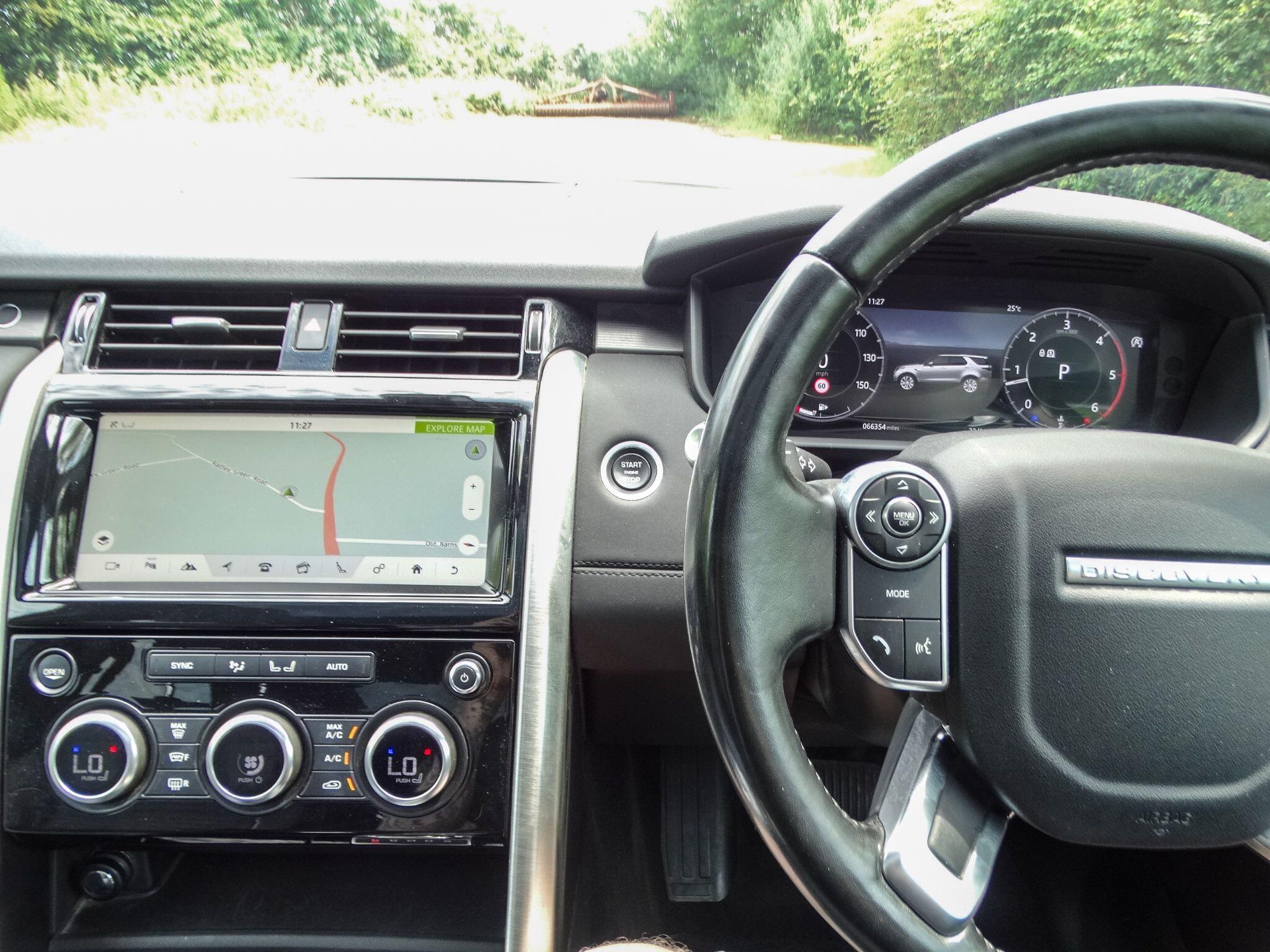 Land Rover Discovery 3.0 TD V6 HSE SUV 5dr Diesel Auto 4WD Euro 6 (s/s) (258 ps) — photo 8