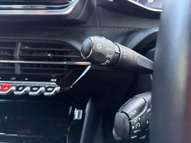 Used Peugeot 208 NV24HDO 22