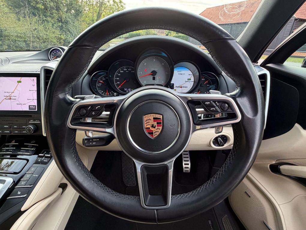 Used Porsche Cayenne W121GHT 7