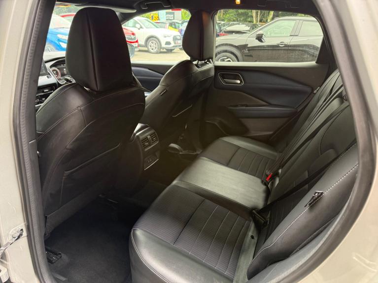Used Nissan Qashqai DP73NGG 11
