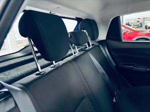 Suzuki Swift Photo 26