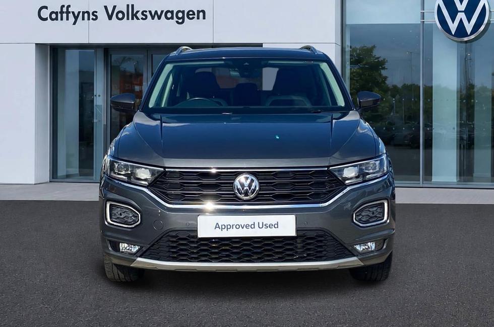 Volkswagen T-roc Photo at-9eadced46e154923953ad0002aafd036.jpg