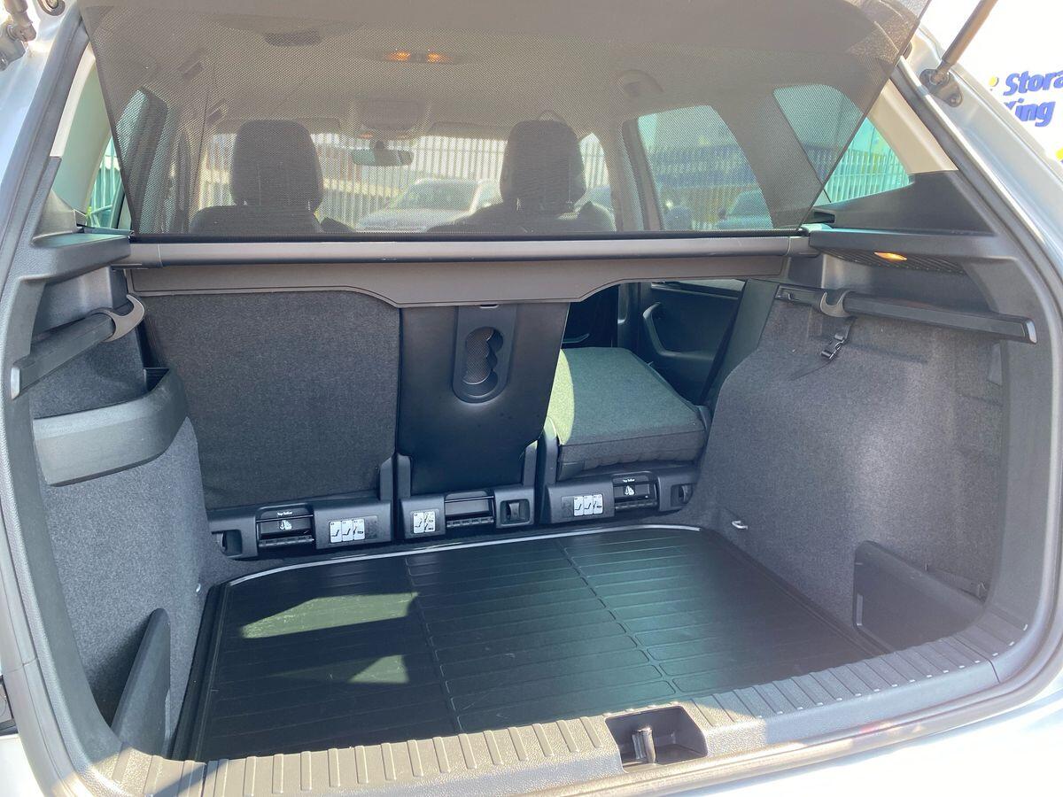 2023 Skoda Karoq thumbnail 14