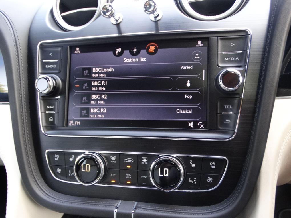 Used Bentley Bentayga Y123CTS 27