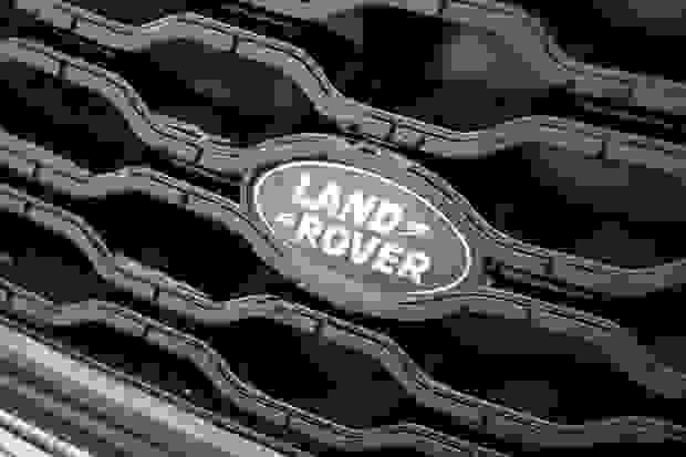 Land Rover RANGE ROVER VELAR Photo at-9ee91bcae13c4807b986176f24a03898.jpg