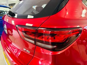 MG MG ZS Photo 19