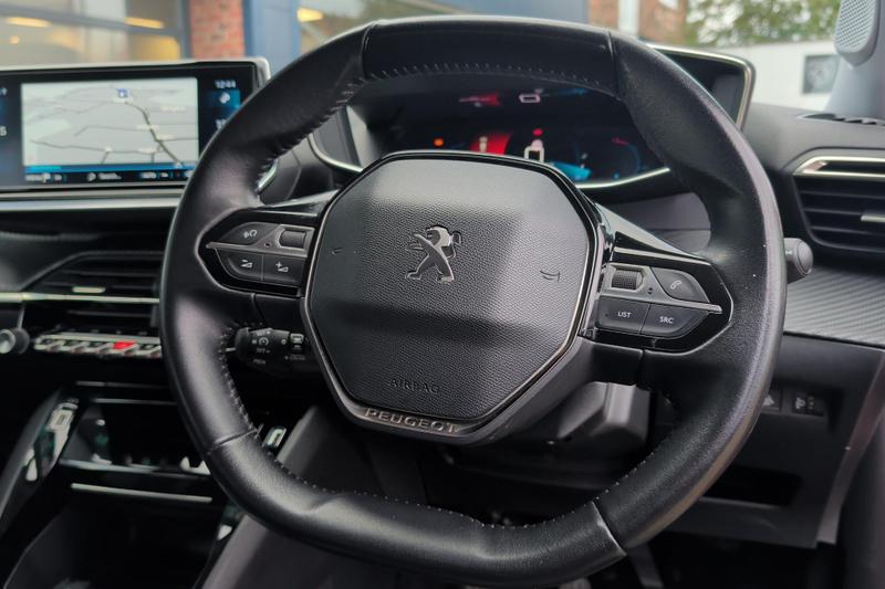 Used Peugeot 2008 YG70CVW 33