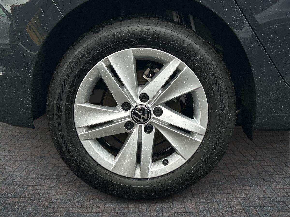 Volkswagen Golf Photo at-9f2c78a83ecc427fb9f7e3f471c022ac.jpg