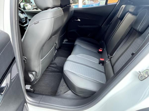 Used Peugeot E-2008 EK21WDV 54