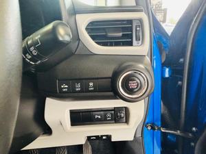 Suzuki Swift Photo 40