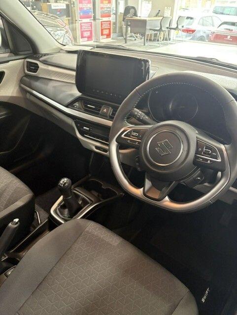 Suzuki Swift Photo at-9f74aa67d3cb4aa7a6f5a16ced6caf48.jpg