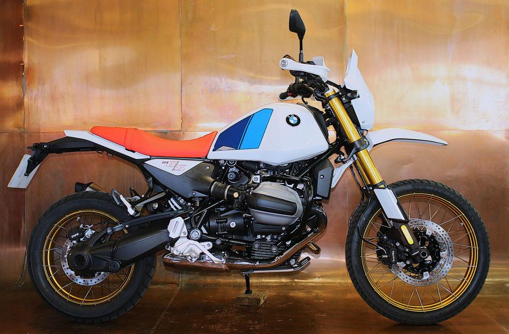 BMW R 12 G/S Photo at-9f956e1ac20a45b28eb13a0f62bba7cd.jpg